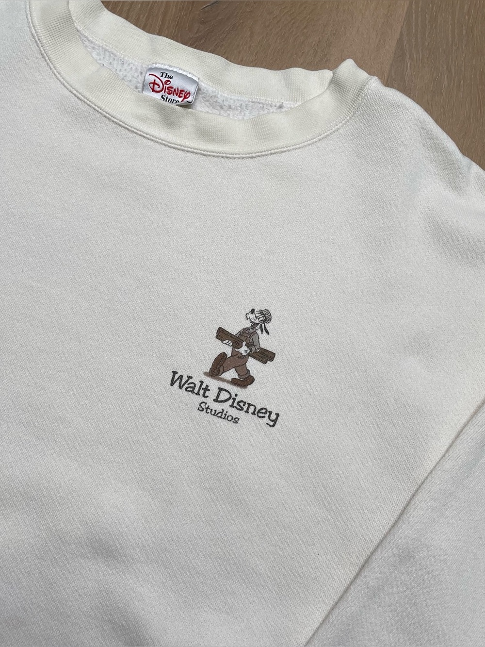 Vintage Mickey Crewneck Long Sleeve Sweater 90s The Disney Store - Picture 2 of 9